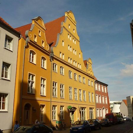 Altstadt Pension Hafenblick Stralsund Exterior photo